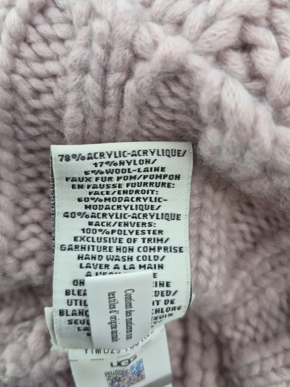 UGG hat cable